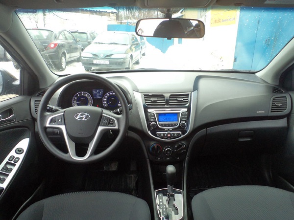  Hyundai Accent 2013