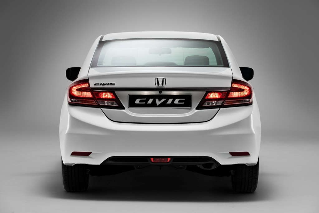 Honda Civic: вид сзади
