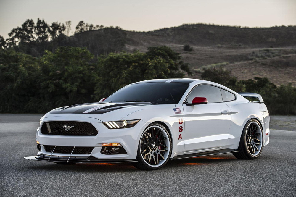 Ford-Mustang-Apollo-Edition-pered